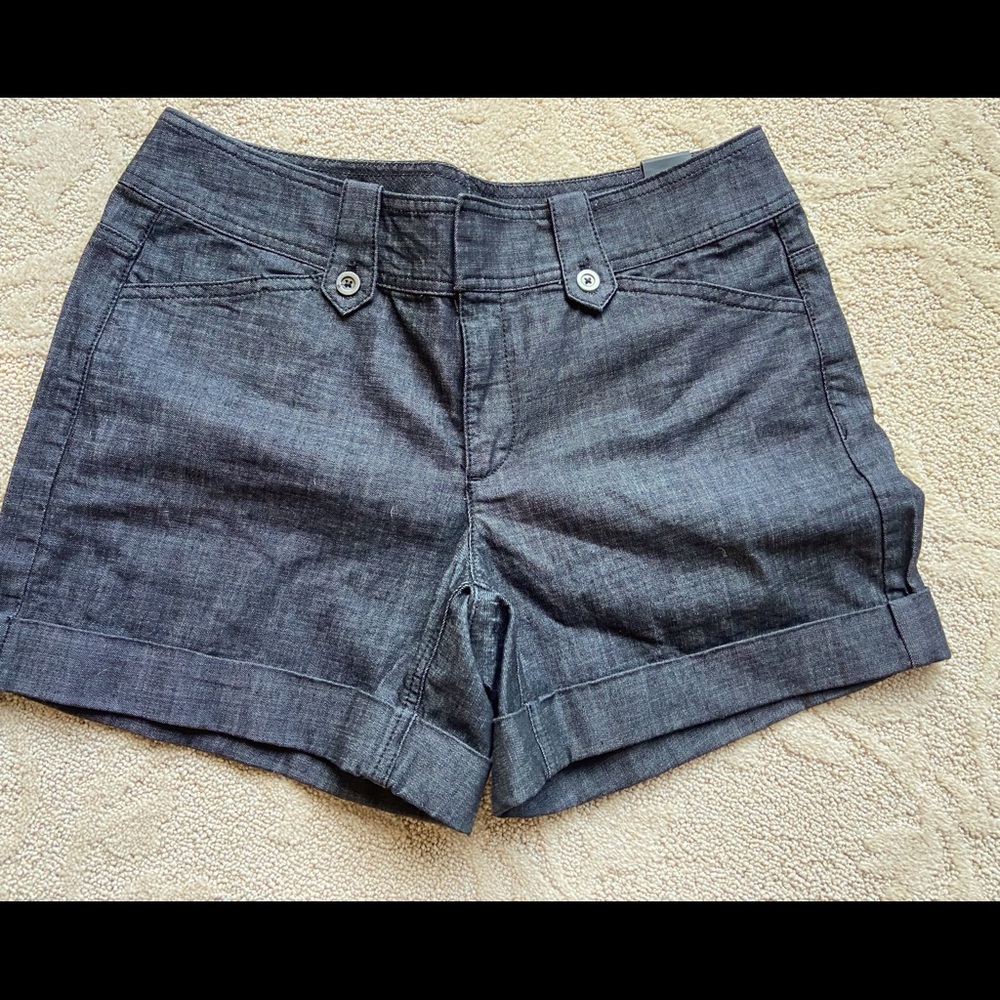 WHBM Denim 5” Woman’s Shorts NWT